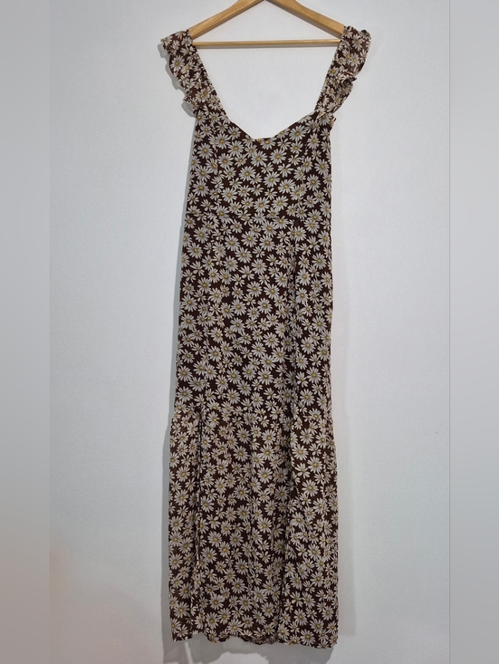 H&M Dresses & Skirts - H & M DIVIDED Brown Daisy Print Maxi Sundress